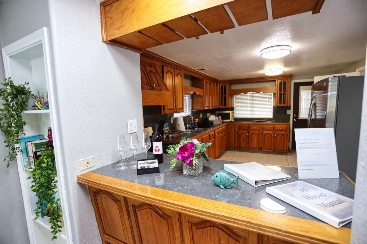 Galveston Getaway - Close To Everything Bagian luar foto